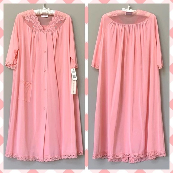 Shadowline Intimates & Sleepwear Shadowline Vintage Robe Nylon